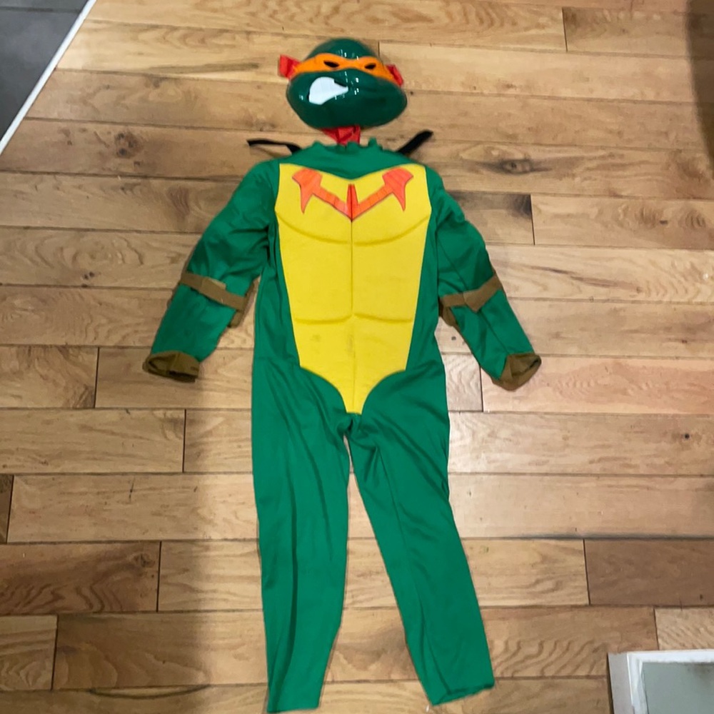 Children’s ninja turtles costume - size 4-6T